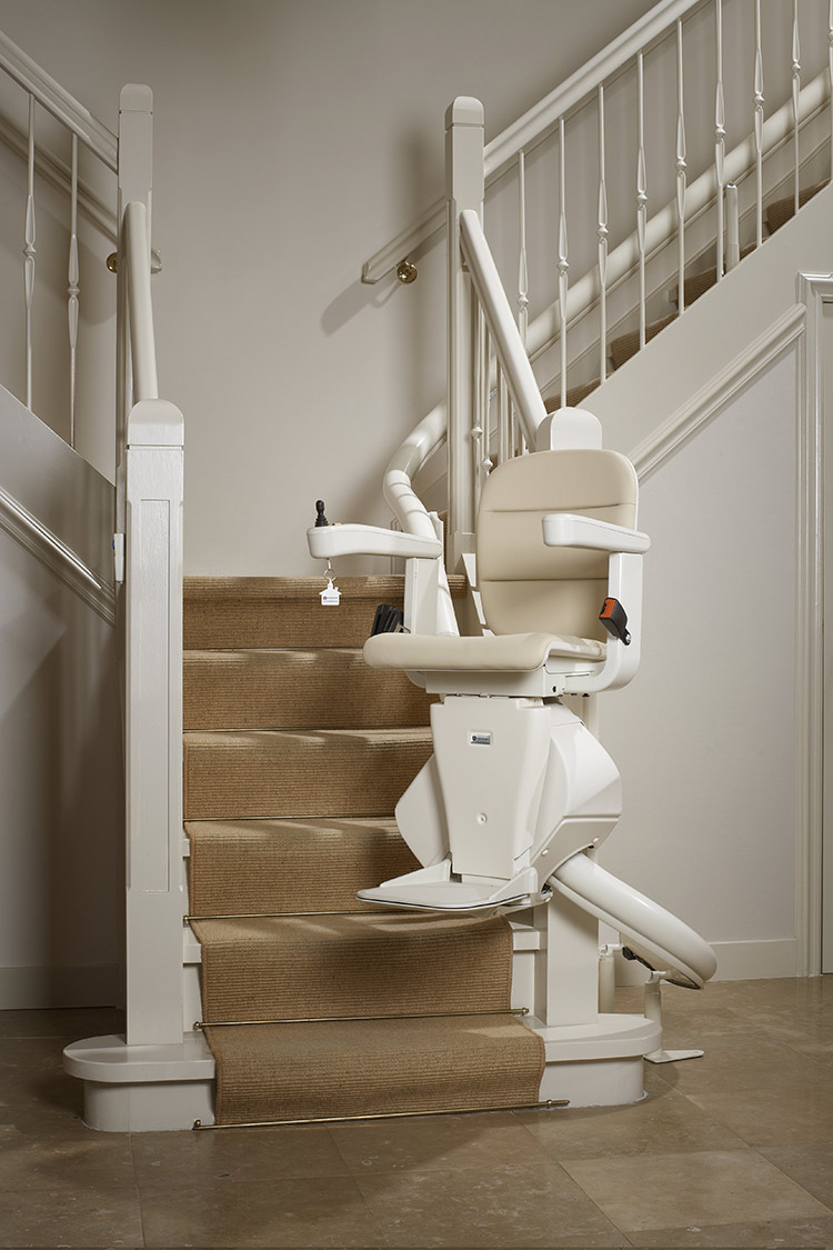 Lang Aufzugservice | Kurvenlift Free Curve